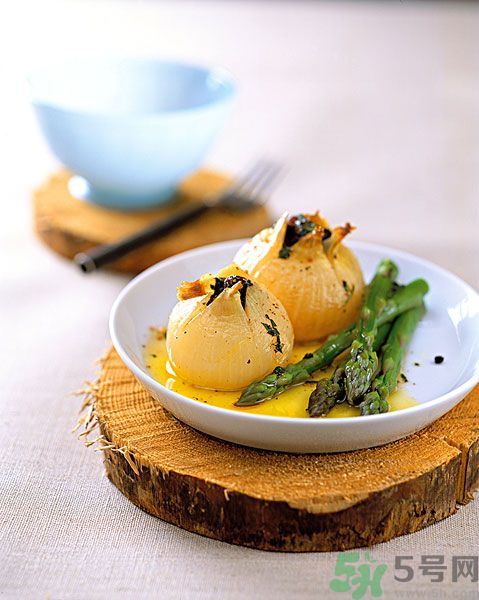 蘆筍和洋蔥能一起吃嗎？蘆筍和洋蔥怎么炒好吃？