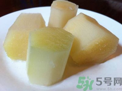 甘蔗中間發(fā)黑可以吃嗎？甘蔗中間發(fā)黑吃了好不好？