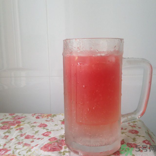 西瓜搭配什么水果榨汁好喝？西瓜的另類吃法有哪些？