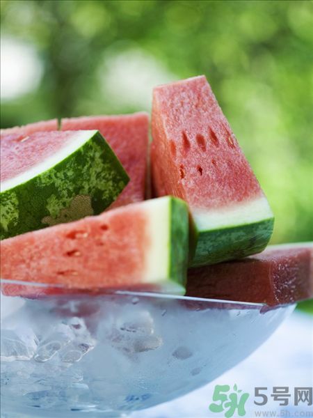 吃冰西瓜為什么會拉肚子？哪些人不適合吃冰西瓜？