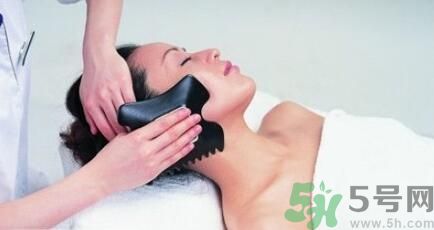 夏季刮痧好嗎？刮痧能治療什么疾??？