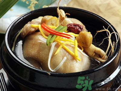 燉雞湯前要焯一下嗎？雞湯怎么燉才最鮮？