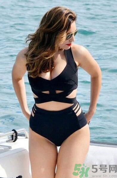 穿什么樣的泳衣顯瘦？如何挑選適合的泳衣？