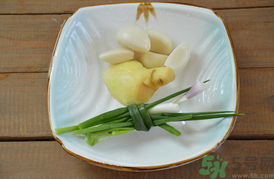 煲湯用什么鍋好？燉雞湯用什么鍋好呢？