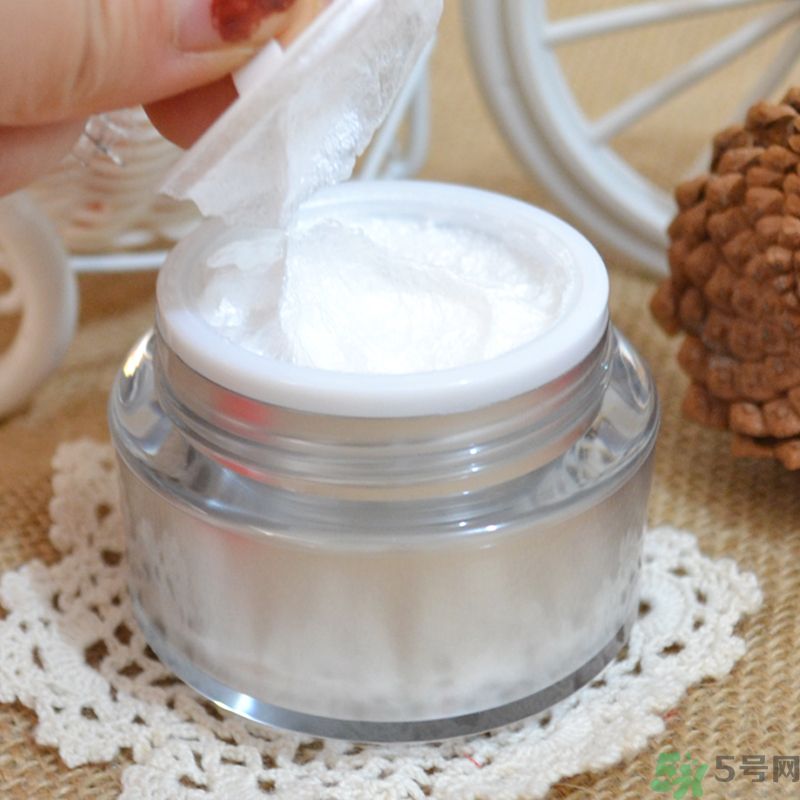 詩莉薇石斛.水漾肌活潔面膏適合什么膚質(zhì)？詩莉薇石斛.水漾肌活潔面膏好用嗎？