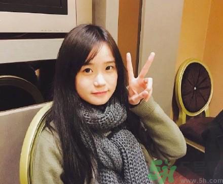 胡楚靚是誰？網(wǎng)紅超女紅胡楚靚家庭背景大揭秘？