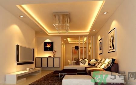 北京極品女白領(lǐng)為買房每月只花百元 北京的房價有多高？