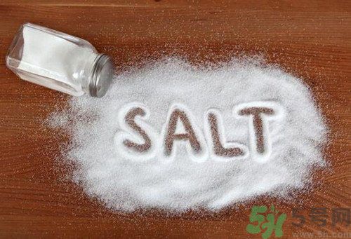 鹽可以去黑頭嗎？怎么用鹽去黑頭？