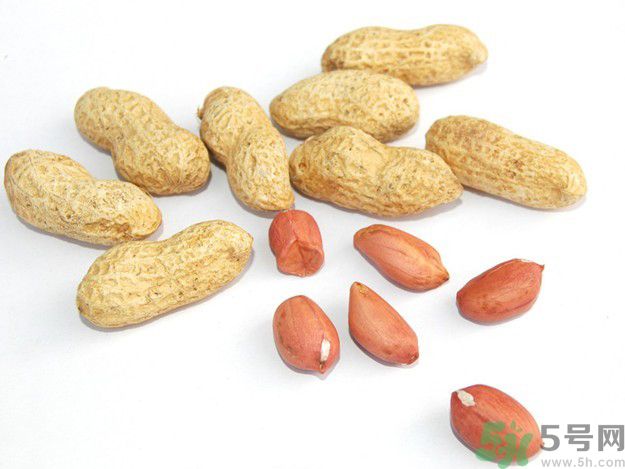 花生可以美白牙齒嗎？怎么用花生美白牙齒？