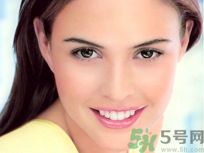 花生可以美白牙齒嗎？怎么用花生美白牙齒？