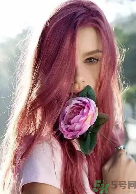 第一次自己染頭發(fā) 今年流行發(fā)色要怎么染？