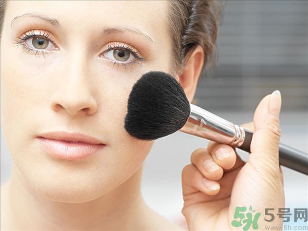 化妝刷如何使用效果好？化妝刷該怎么保養(yǎng)？