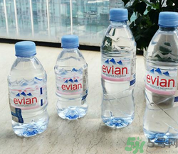 依云礦泉水敷臉可以補(bǔ)水保濕嗎?依云礦泉水敷臉有什么好處?.png 依云礦泉水敷臉可以補(bǔ)水保濕嗎?依云礦泉水敷臉有什么好處?.png