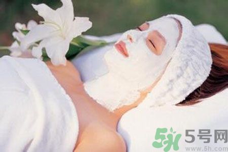 皮膚出油吃什么好？皮膚出油應該吃什么？