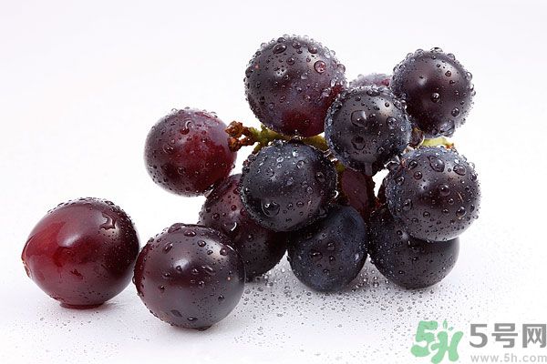 骨質疏松能吃葡萄嗎？骨質疏松吃葡萄好嗎？