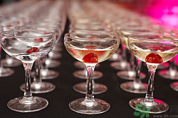 櫻桃能煮熟吃嗎？櫻桃煮了可以吃嗎？