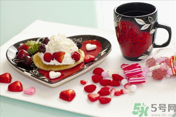 櫻桃能煮熟吃嗎？櫻桃煮了可以吃嗎？