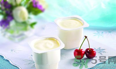 吃蝦可以喝酸奶嗎？酸奶和蝦可以一起吃嗎？