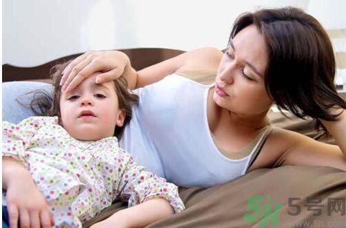 孩子發(fā)燒能吃冰淇淋嗎？感冒發(fā)燒可以吃雪糕嗎？