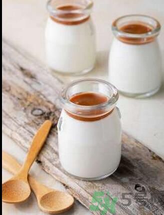 怎么用冰箱做甜點(diǎn)？冰箱甜點(diǎn)怎么做？