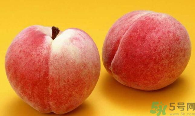 桃子吃多了容易便秘嗎？桃子吃多了會(huì)肚子疼嗎？