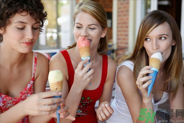 吃冰淇淋拉肚子是怎么回事？吃冰淇淋后拉肚子怎么辦？