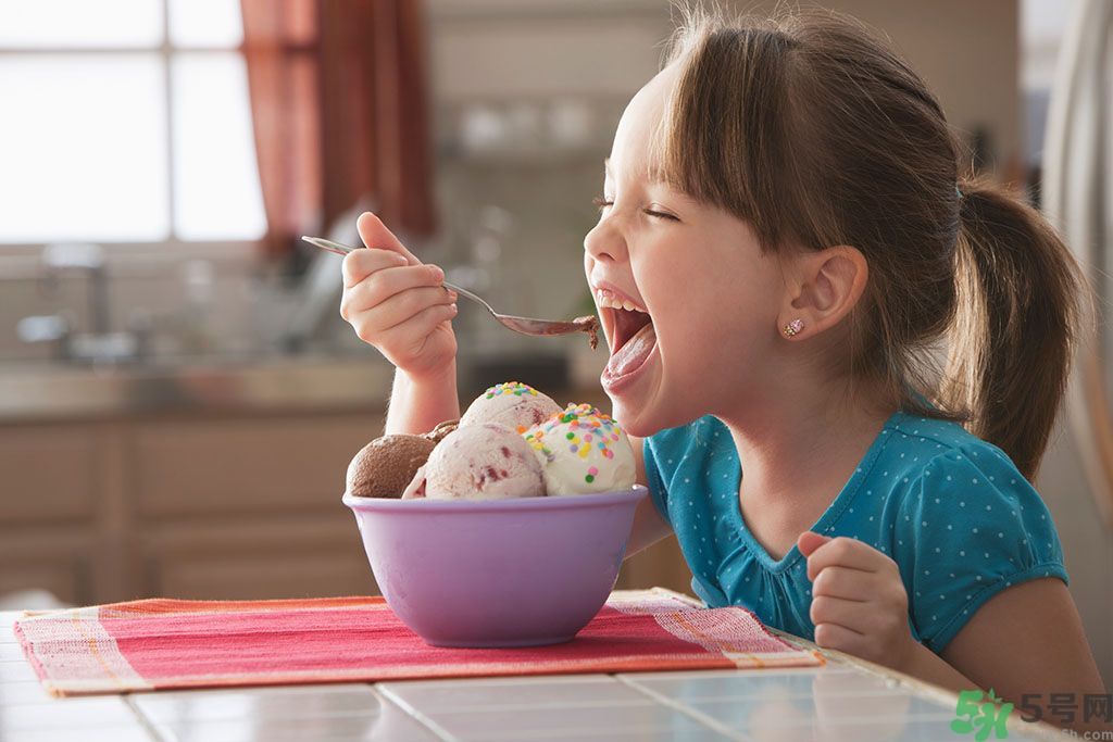 吃冰淇淋拉肚子是怎么回事？吃冰淇淋后拉肚子怎么辦？