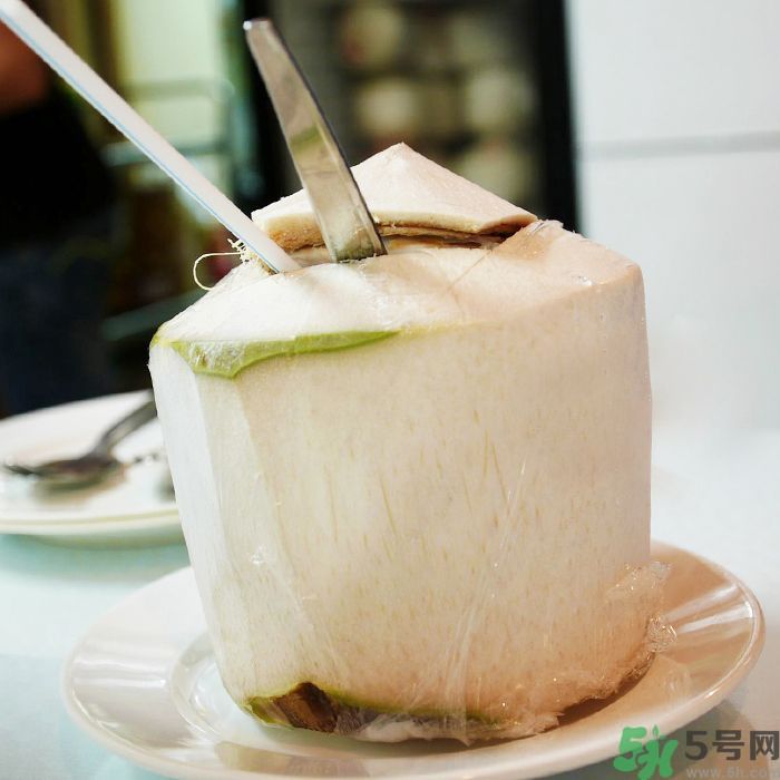 椰子可以放冰箱嗎？椰子放冰箱容易壞嗎？