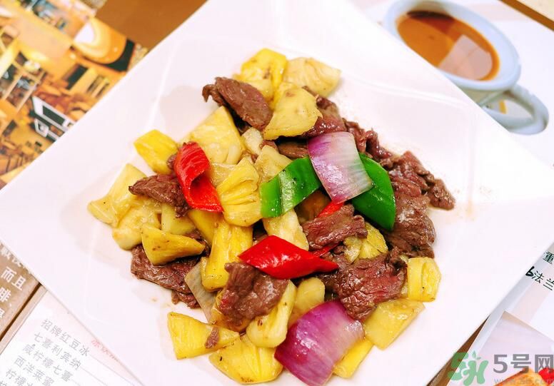 菠蘿做什么菜好吃？菠蘿可以做什么菜？