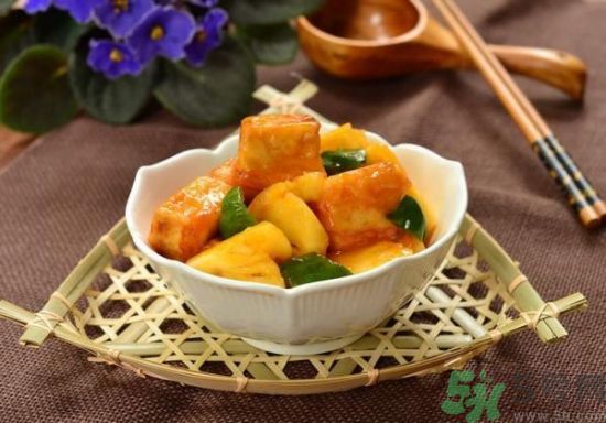 菠蘿做什么菜好吃？菠蘿可以做什么菜？