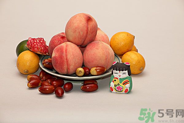 咳嗽能吃桃子嗎？咳嗽吃桃子好嗎？