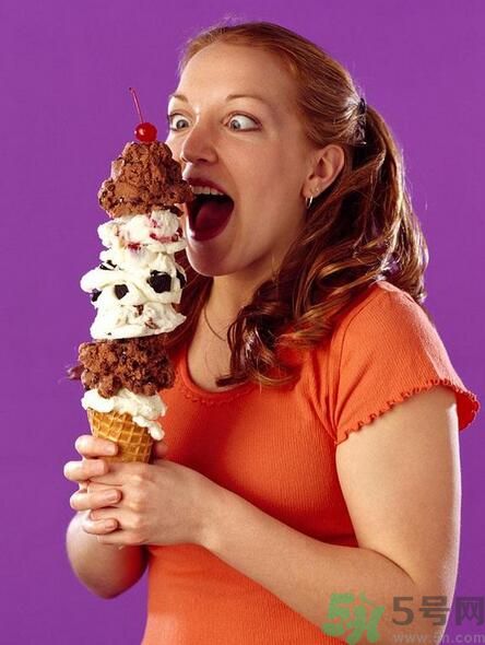 吃冰淇淋會(huì)上火嗎？吃冰淇淋長(zhǎng)痘是怎么回事？