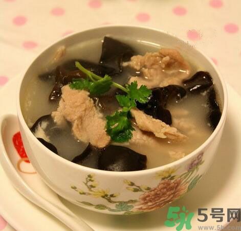 喝啤酒之后可以喝奶茶嗎？喝啤酒之后喝奶茶好嗎？