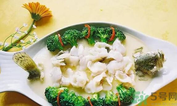 炒青菜為什么發(fā)黑？炒青菜發(fā)黑怎么辦？