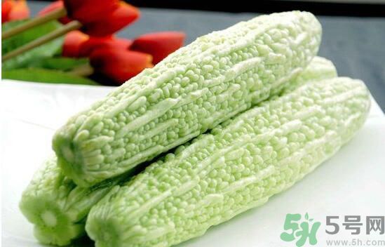 苦瓜的皮可以吃嗎？苦瓜要不要削皮？