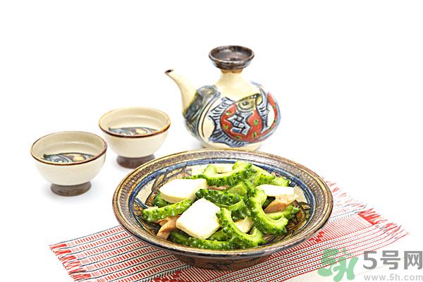 夏天吃苦瓜有什么好處？夏天吃苦瓜好嗎？