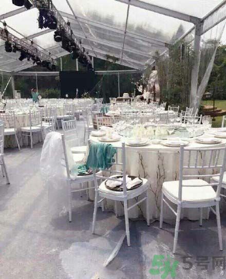 撒貝寧李白在哪里結(jié)婚？李白是誰？