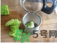 苦瓜泡水喝有什么好處？苦瓜泡水喝好嗎？