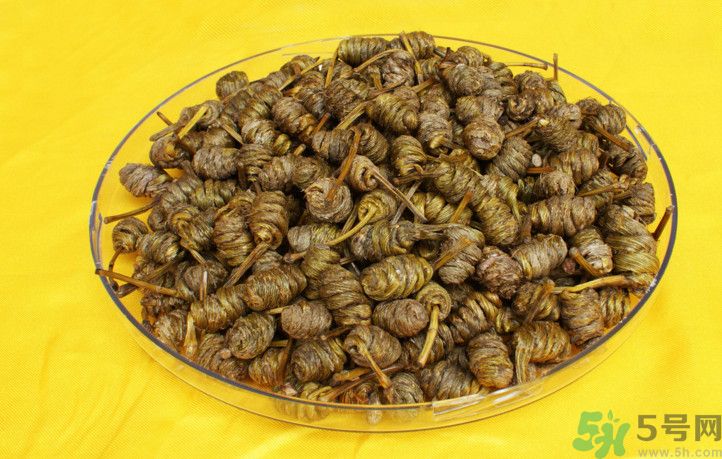 石斛和泥鰍能同吃嗎？石斛和泥鰍能一起吃嗎？