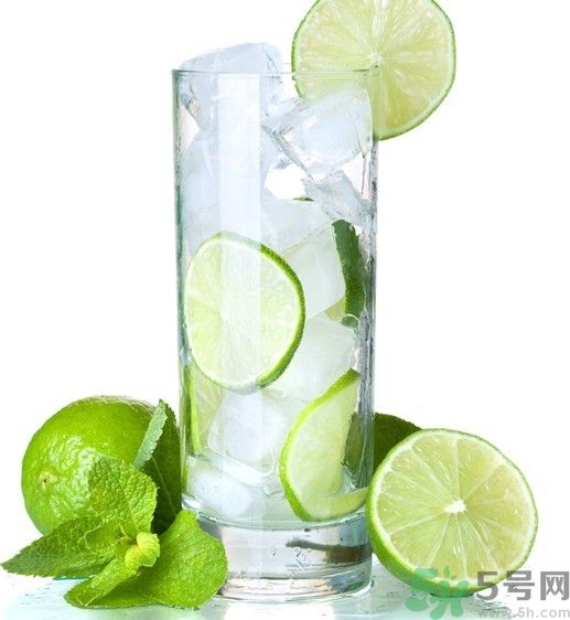 檸檬和苦瓜一起泡水喝臉癢是怎么回事？檸檬和苦瓜一起喝泡水喝臉癢怎么辦？