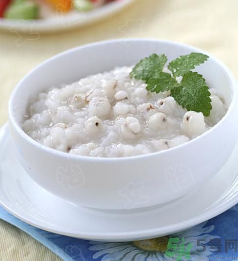 吃薏米粥可以養(yǎng)脾胃嗎？薏米粥有什么功效？