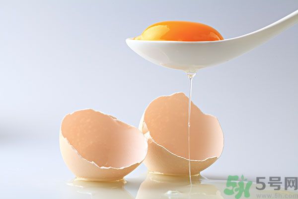 檸檬汁蛋清面粉做面膜能祛斑嗎？檸檬汁蛋清面粉能做面膜嗎？