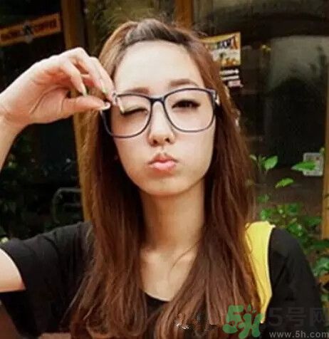 直發(fā)無(wú)劉海怎么扎好看?怎么扎可愛(ài)發(fā)型 直發(fā)無(wú)劉海怎么扎好看?怎么扎可愛(ài)發(fā)型