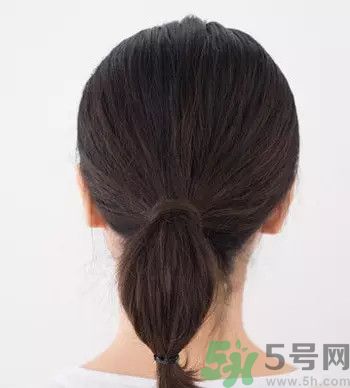 直發(fā)無(wú)劉海怎么扎好看?怎么扎可愛(ài)發(fā)型 直發(fā)無(wú)劉海怎么扎好看?怎么扎可愛(ài)發(fā)型