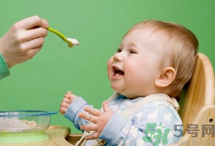 寶寶可以吃茭白嗎？寶寶多大可以吃茭白？