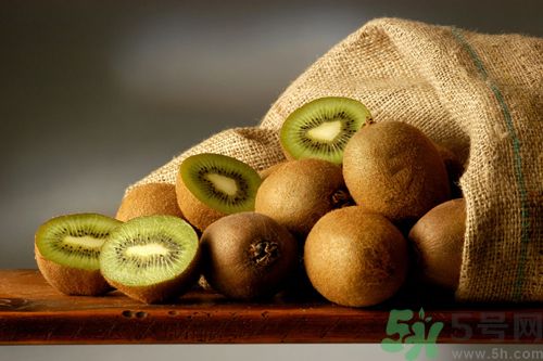 獼猴桃的功效是什么？獼猴桃有什么功效？