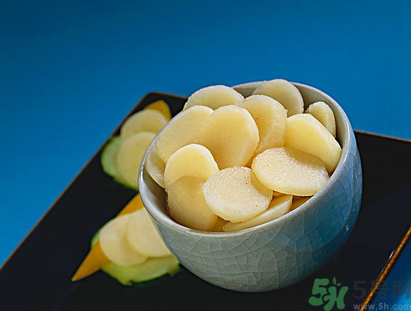 榴蓮和荸薺能一起吃嗎？吃過榴蓮后可以吃荸薺嗎？