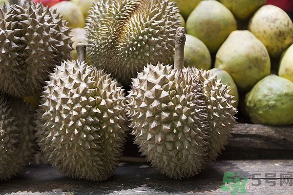 榴蓮和荸薺能一起吃嗎？吃過榴蓮后可以吃荸薺嗎？