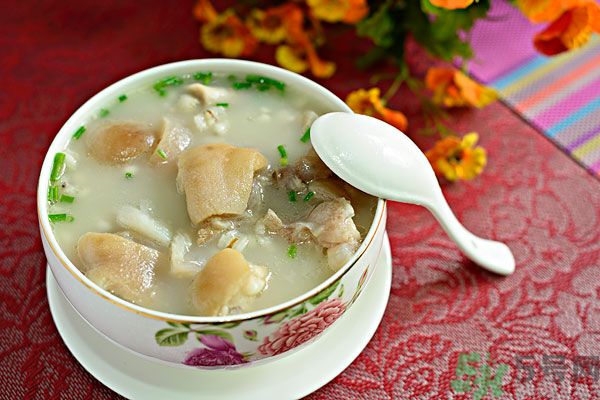 姬松茸燉豬蹄能放花生嗎？姬松茸燉豬蹄的做法？