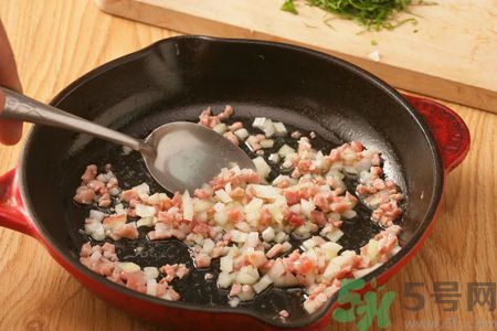 洋蔥怎么做寶寶愛吃？怎樣做洋蔥讓寶寶愛吃？